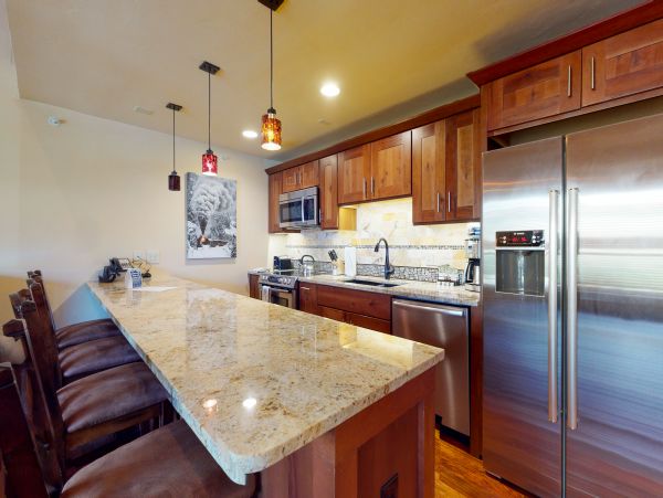 Vail Ski in Ski Out Two Bedroom Vacation Condo Sleeps 10 Guests