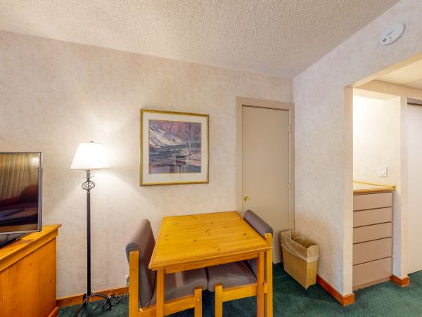 Aspen Home 950353