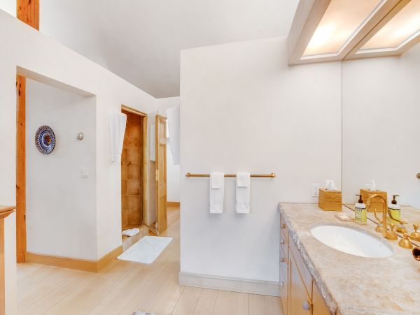 Aspen Home 950362