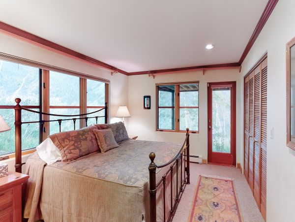 Aspen Home 950362