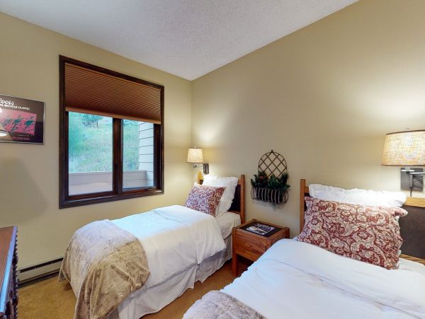 Vail Lionshead Home 950390