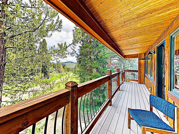 Three Bedroom Breckenridge Ski In Ski Out Townhome