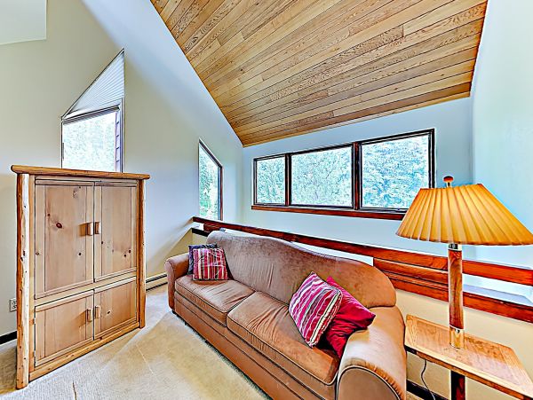 Three Bedroom Breckenridge Ski In Ski Out Townhome