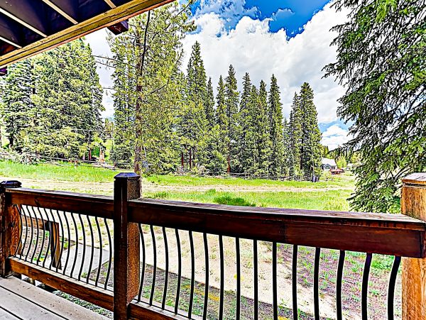 Three Bedroom Breckenridge Ski In Ski Out Townhome