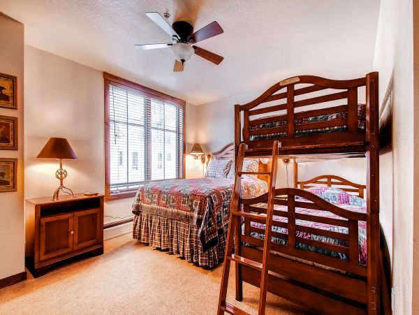 Breckenridge Condo 950409