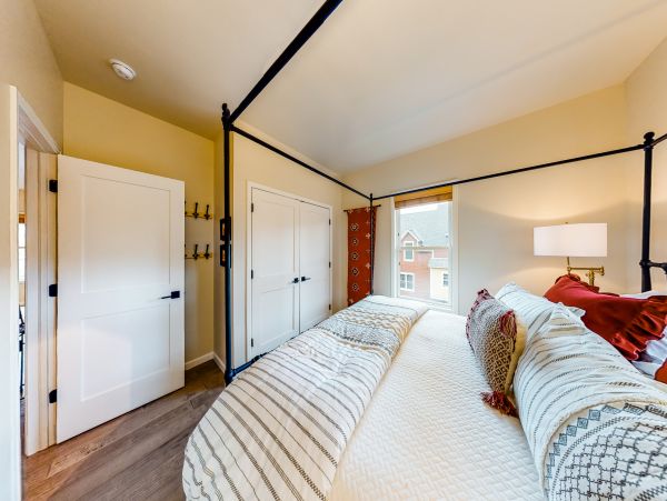 Aspen Condo 950411