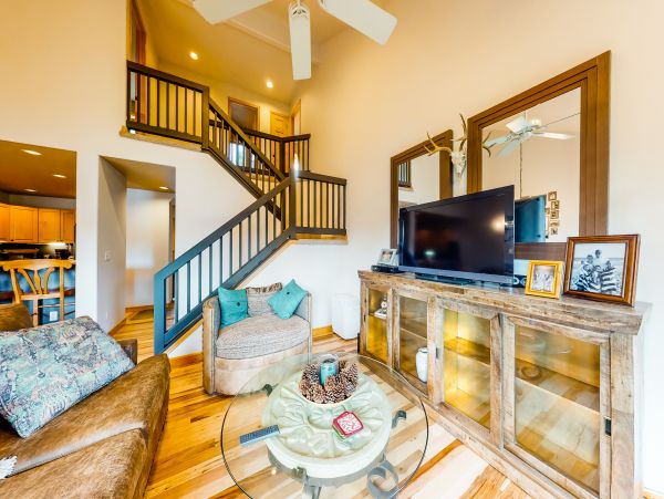 Steamboat Springs Home 950421