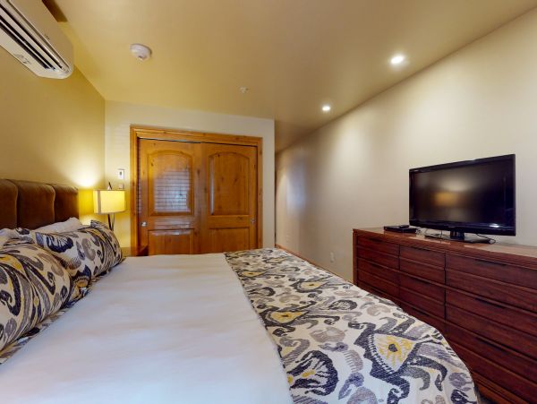 Vail Lionshead Condo 950422