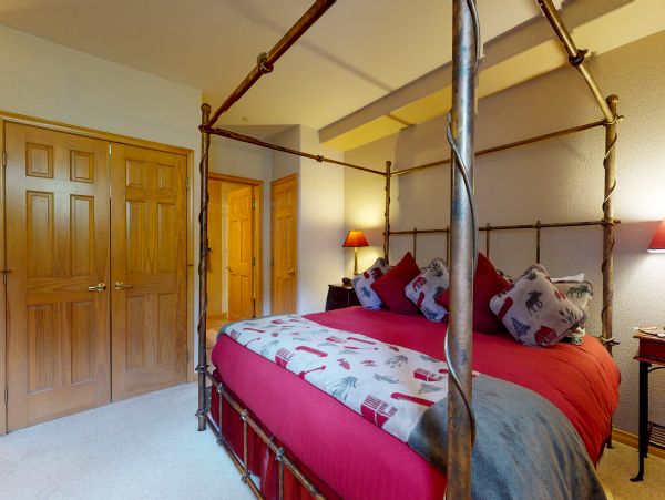 Vail Lionshead Condo 950423