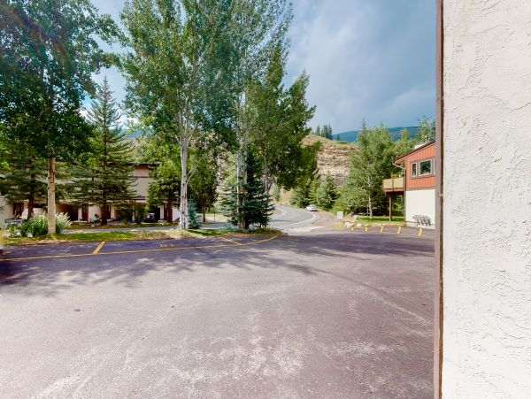 Vail Lionshead Condo 950429