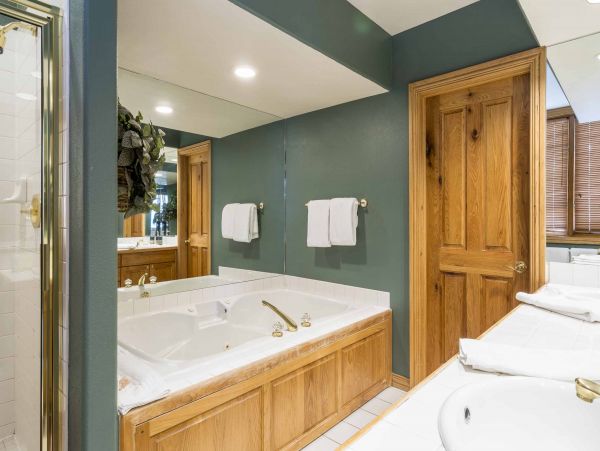 Steamboat Springs Home 950437