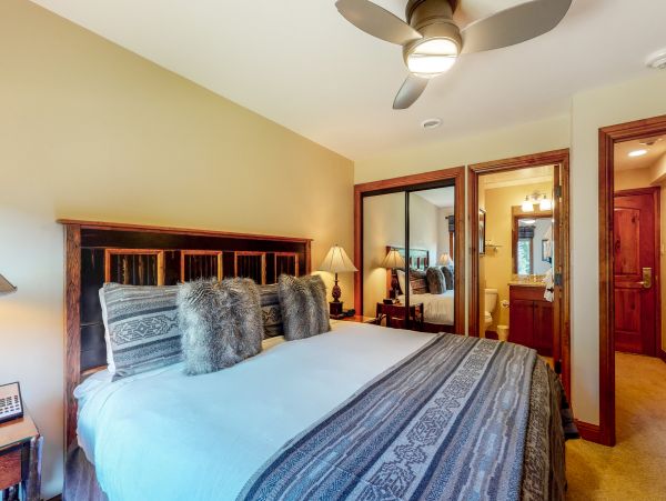 Vail Lionshead Condo 950441