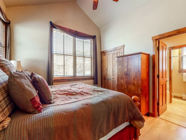 Breckenridge Home 950446