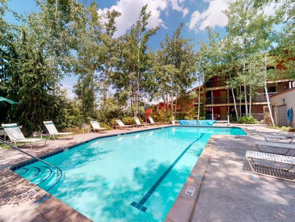 Snowmass Ski in - Ski out Vacation Condo Four Bedroom