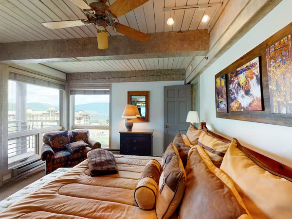 Snowmass Ski in - Ski out Vacation Condo Four Bedroom