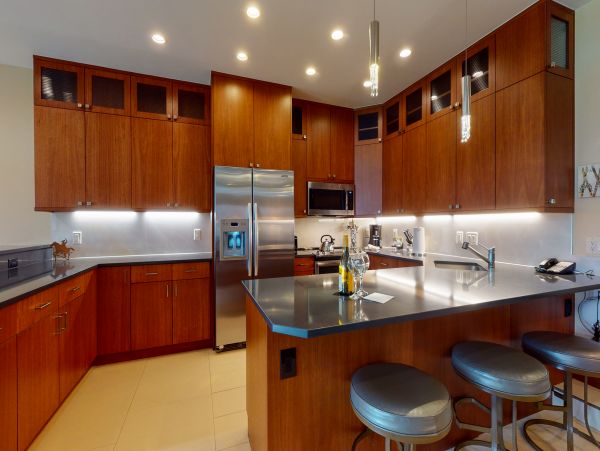 Ground floor ski in ski out unit