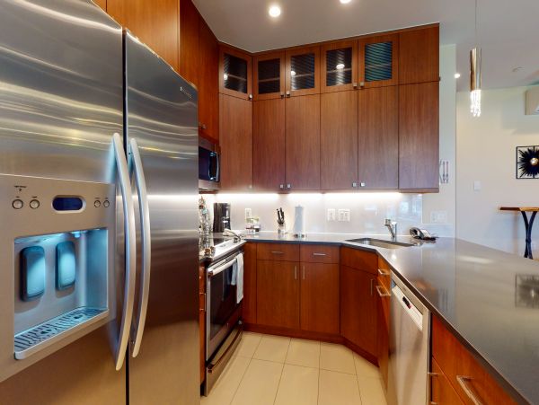 Ground floor ski in ski out unit