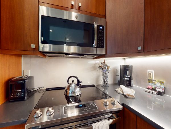 Ground floor ski in ski out unit