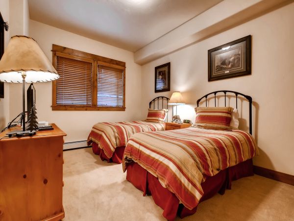 Steamboat Springs Home 950473