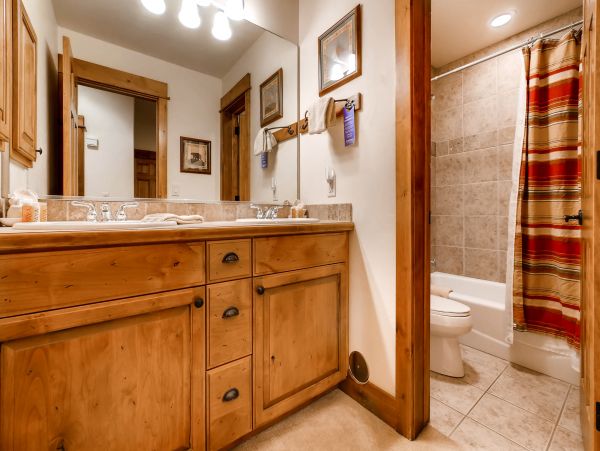 Steamboat Springs Home 950473