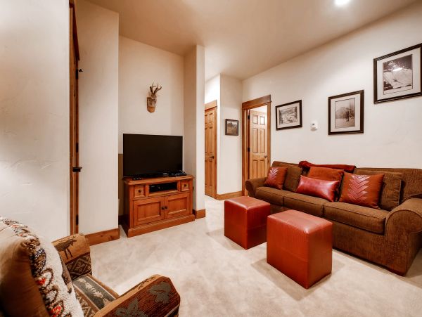 Steamboat Springs Home 950473
