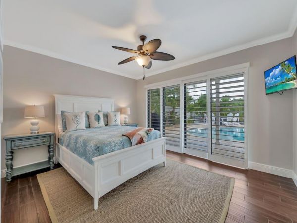 Four Bedroom West Palm Beach Vacation Home Sleeps 8 Guests