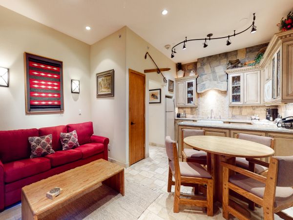 Vail Lionshead Condo 950485