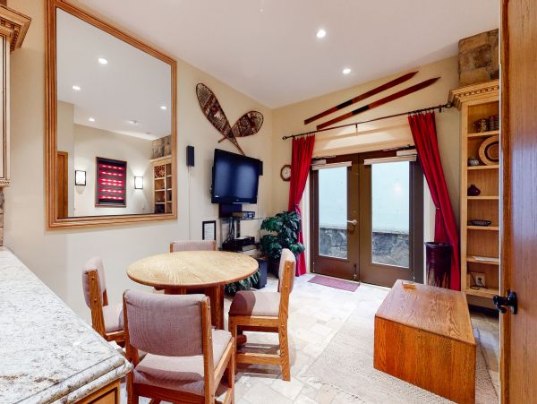 Vail Lionshead Condo 950485