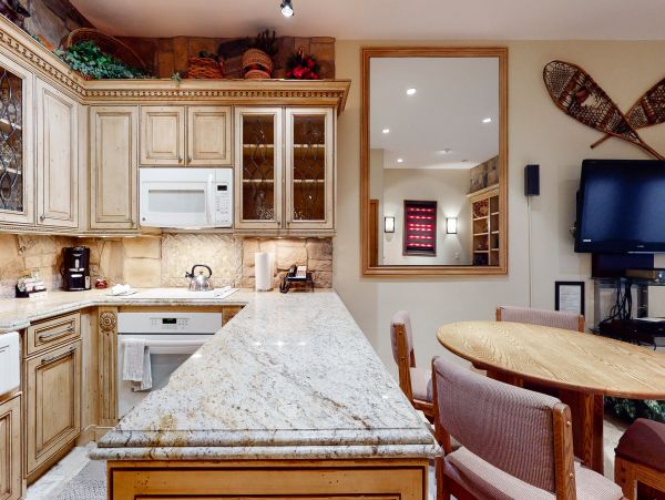Vail Lionshead Condo 950485
