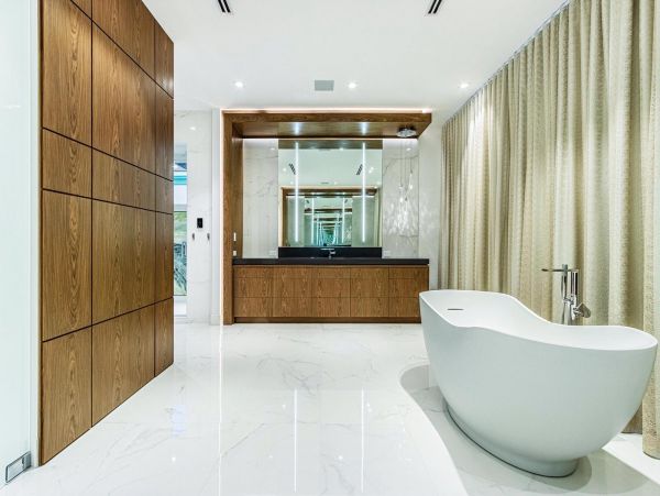 Luxury Bay Front 6 Bedrooms Rental Home in Fort Lauderdale