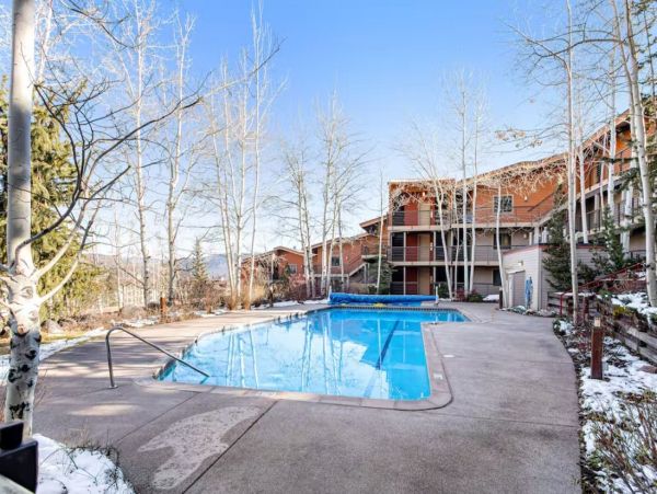 Three Bedroom Snowmass Ski-in/Ski-out Villa