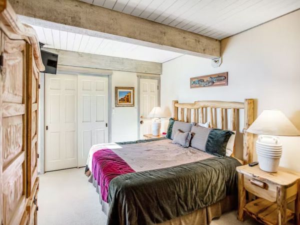 Three Bedroom Snowmass Ski-in/Ski-out Villa