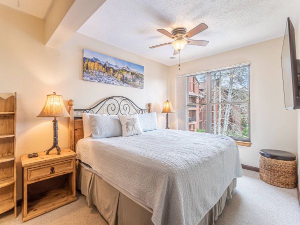 4 Bedroom Condo Only Quarter Mile from The Ski Area