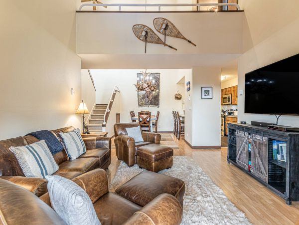 4 Bedroom Condo Only Quarter Mile from The Ski Area