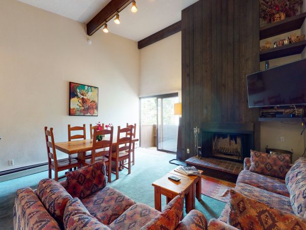 Lionshead Arcade Vacation Rental