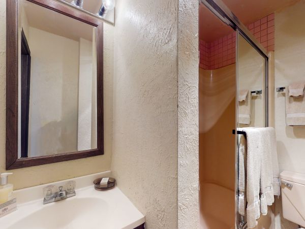 Lionshead Arcade Vacation Rental