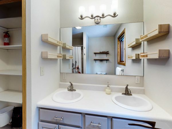 Breckenridge Home 950505