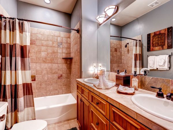Breckenridge Home 950543