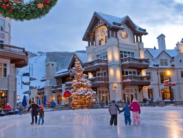 Lionshead  Ski Access and shared hot tub