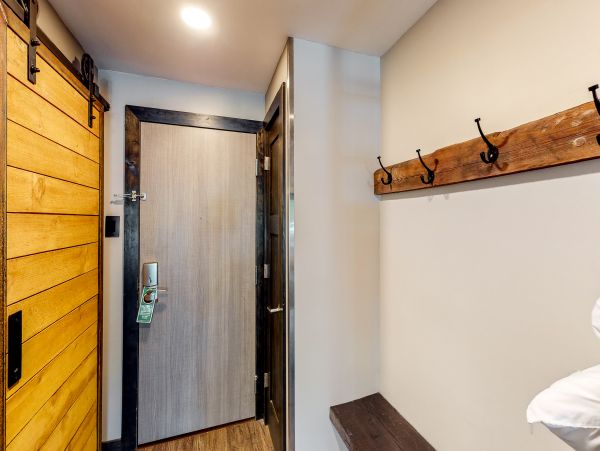 Aspen Home 950557