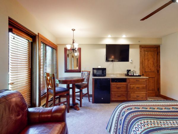 Vail Lionshead Condo 950567
