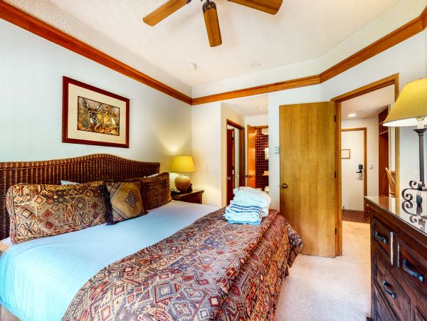 Beaver Creek Bachelor Gulch Condo 950568