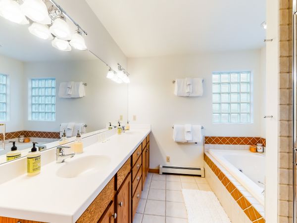 Aspen Home 950598