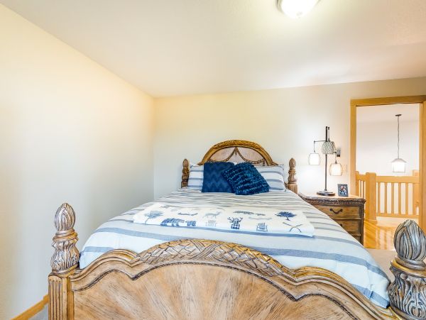 Aspen Home 950598