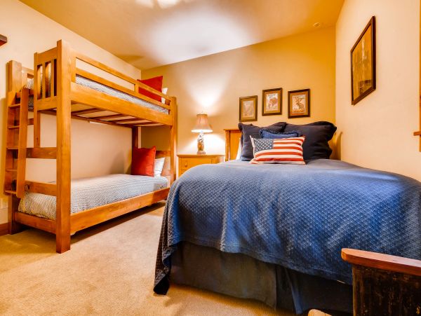 Steamboat Springs Home 950599