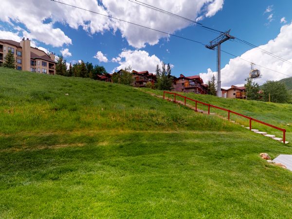 3 Bedroom Snowmass Ski In Ski Out Condo Sleeps 10