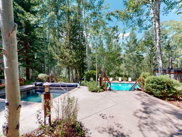 3 Bedroom Snowmass Ski In Ski Out Condo Sleeps 10