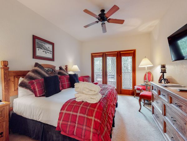 Beaver Creek Bachelor Gulch Condo 950603