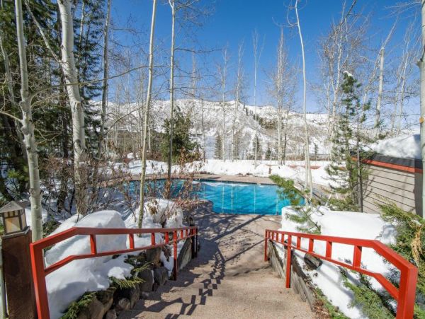 Ski In - Ski Out Snowmass Vacation Condo 3 Bedroom