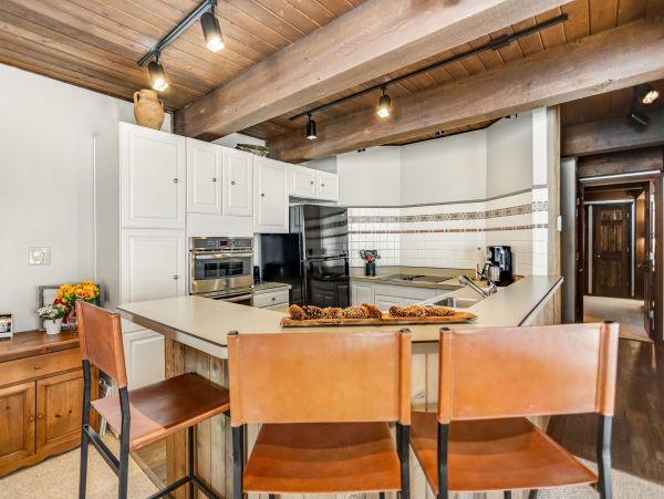 Ski In - Ski Out Snowmass Vacation Condo 3 Bedroom